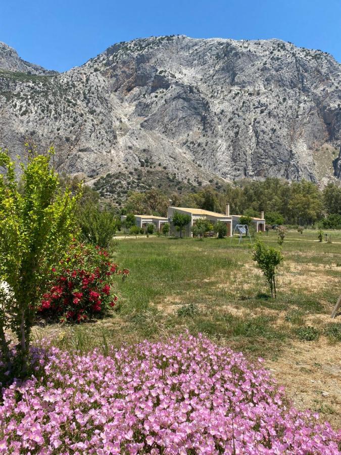 Kryoneri Village Экстерьер фото